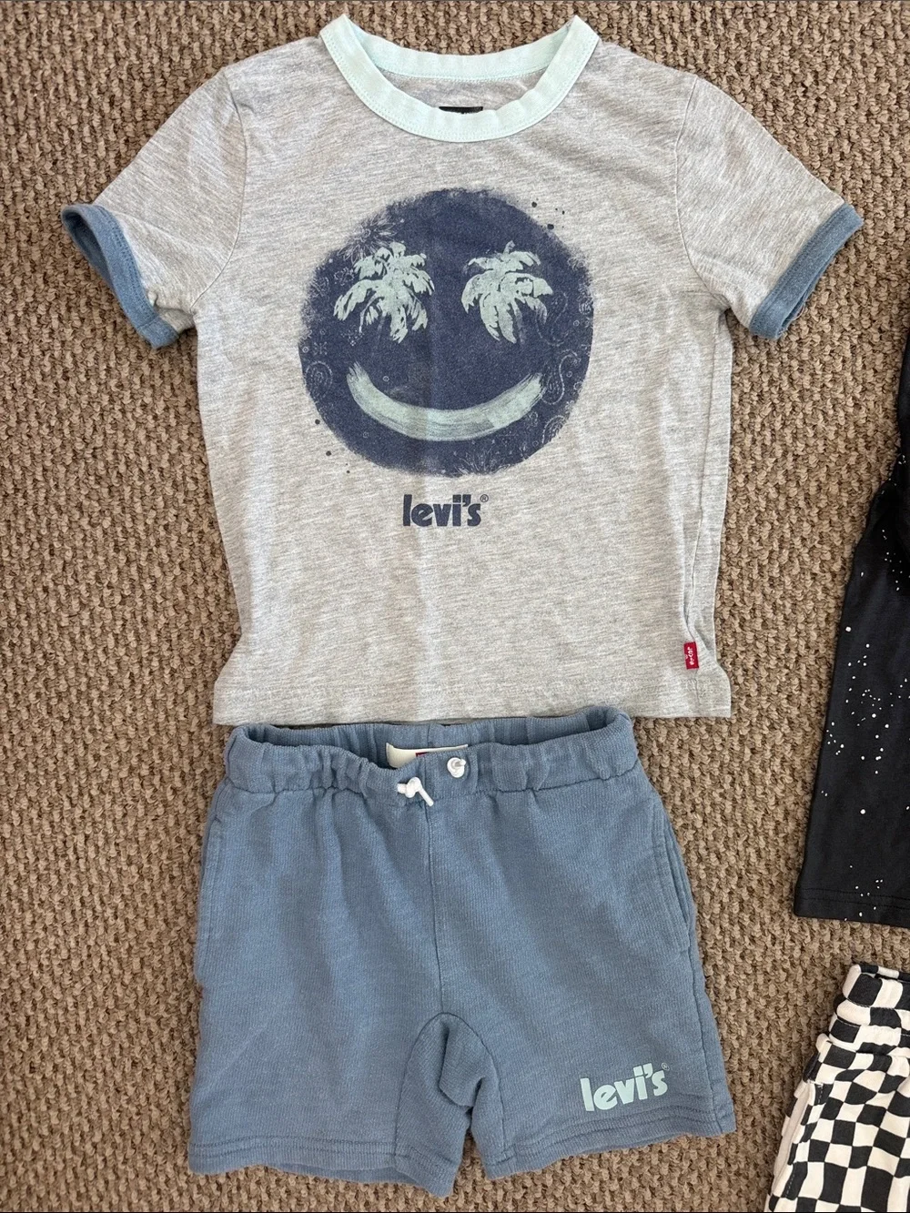 Boy 4-5T Bundle Shorts and Shirts
